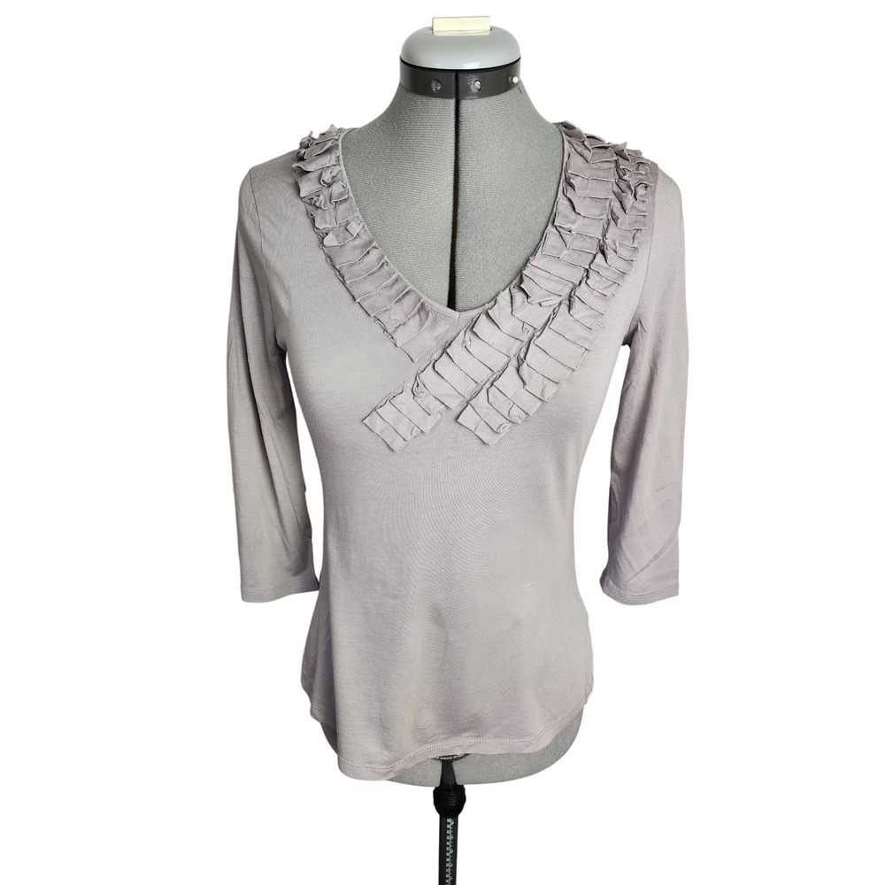 Garnet Hill Women XS Taupe Grey Ruffle V-Neck 3/4 Sleeve Jersey Knit Top